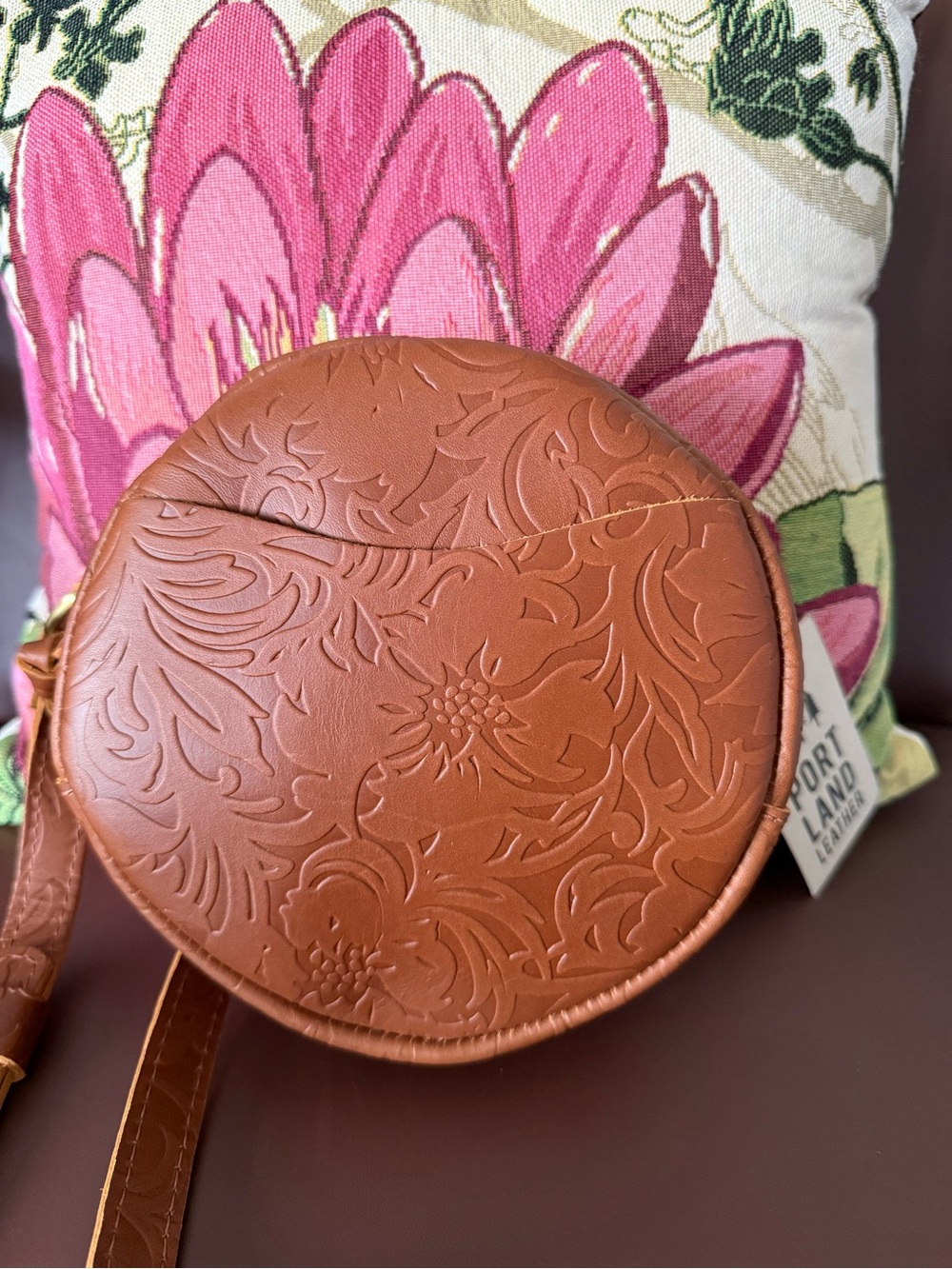 Portland Leather Goods Leather Meadow Floral Embossed Small Circle Crossbody - Picture 4 of 8